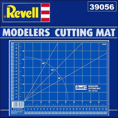 Revell - 39056 - Cutting Mat Small - (Placa de corte) 30,5 x 22,8cm