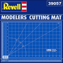 Revell - 39057 - Cutting Mat Large - (Placa de corte 45cm x 30,2cm)