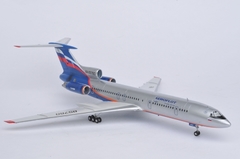 Kit Zvezda - TU-154M Civil Airliner - 1:144 - 7004 - comprar online