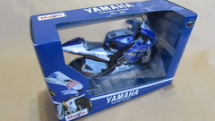 Maisto - Yamaha Factory Racing Team #99 - 31404 - 1:10 - comprar online