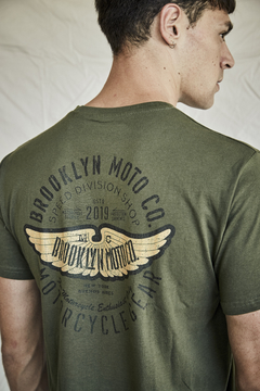 Brooklyn Bold T-Shirt (copia) (copia) (copia) on internet