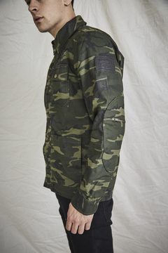 CAMPERA AMBOY CAMUFLADA - tienda online