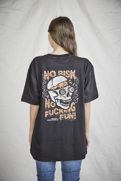 REMERA NO RISK ORANGE HJT on internet