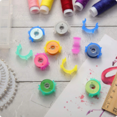 Clips plásticos para bobinas - Mundo Costura
