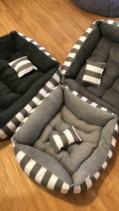 Combo Cama Moises & Comedero en altura NET doble - perros medianos - tienda online