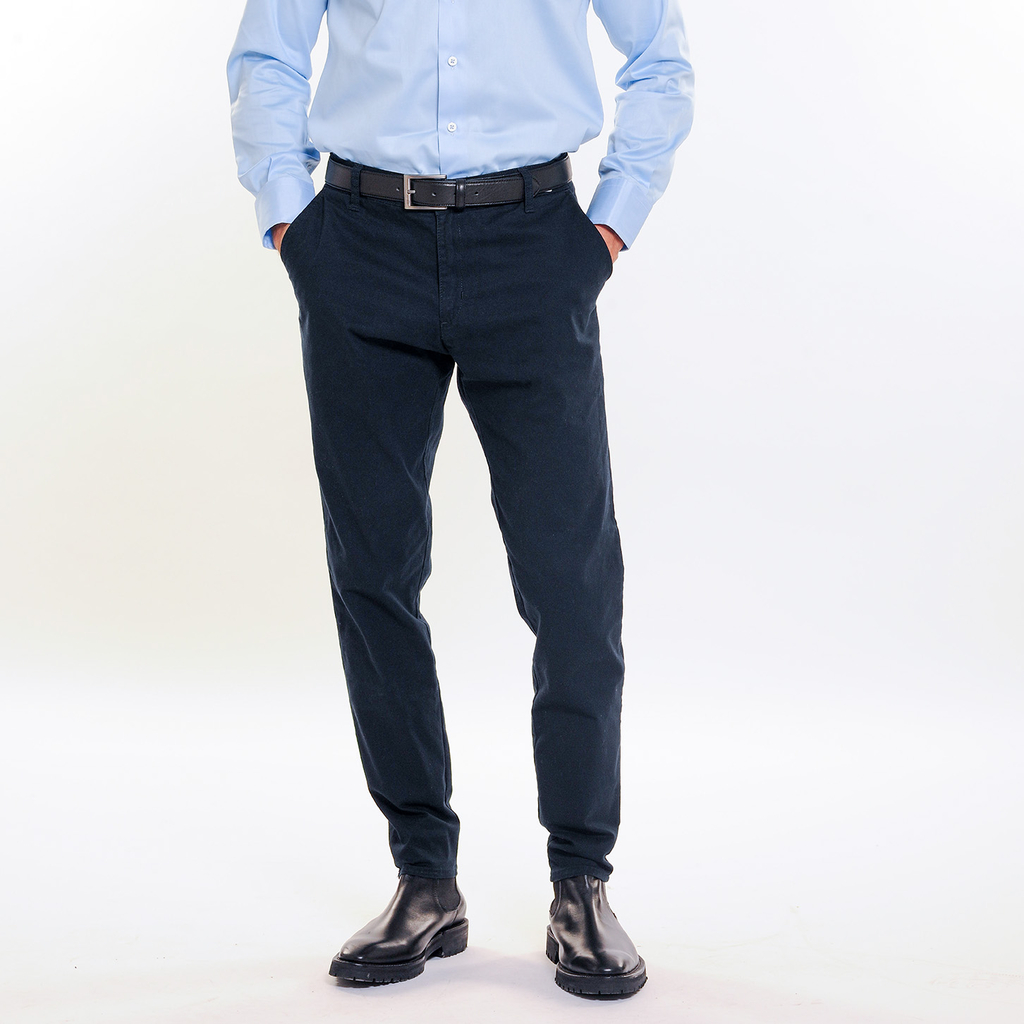 Pantalon de gabardina gris hot sale