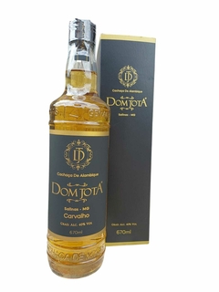 Cachaça Dom Jota Carvalho 670 ml.