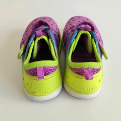 ZAPATILLAS - STRIDE RITE - TALLE AR 22 - VIOLETA Y VERDE - PilchaGo