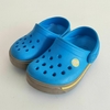 ZUECOS - CROCS - TALLE AR 20/21 - CELESTE Y GRIS