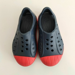 CROCS - CROCS - TALLE AR 24 - AZUL Y ROJO ESTILO ZAPATILLA - PilchaGo