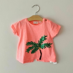 REMERA - ZARA - TALLE 6 A 9 MESES - NARANJA MOTIVO PALMERA