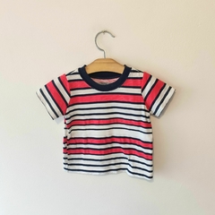 REMERA - CARTER´S - TALLE 9 MESES - RAYAS 3 COLORES