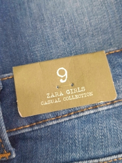 PANTALÓN - ZARA - TALLE 9 AÑOS - JEAN AZUL - tienda online