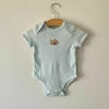 BODY - LITTLE WONDERS - TALLE 3 A 6 MESES - CELESTE MOTIVO PERRITO