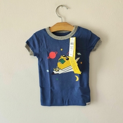 PIJAMA MC - GAP - TALLE 6 A 12 MESES - SET X2 PIEZAS (REMERA Y SHORT AZUL Y GRIS MOTIVO ESPACIAL) - comprar online