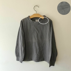 REMERA ML - ZARA - TALLE 8 AÑOS - GRIS - PilchaGo