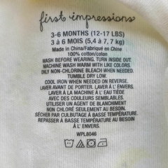 SAQUITO - FIRST IMPRESSIONS - TALLE 3 A 6 MESES - BLANCO MOTIVO UNIVERSO en internet