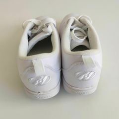 ZAPATILLAS - HEELYS - TALLE AR 32 - BLANCO CON RUEDAS - PilchaGo