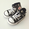 ZAPATILLAS - CONVERSE - TALLE AR 19 - NEGRO MOTIVO TIBURONES