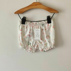 SHORT - CHEEKY - TALLE 9 A 12 MESES - BLANCO MOTIVO FLORES