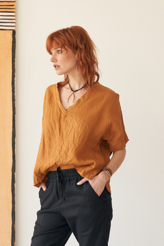 BLUSA OLIVER LINO CAMEL