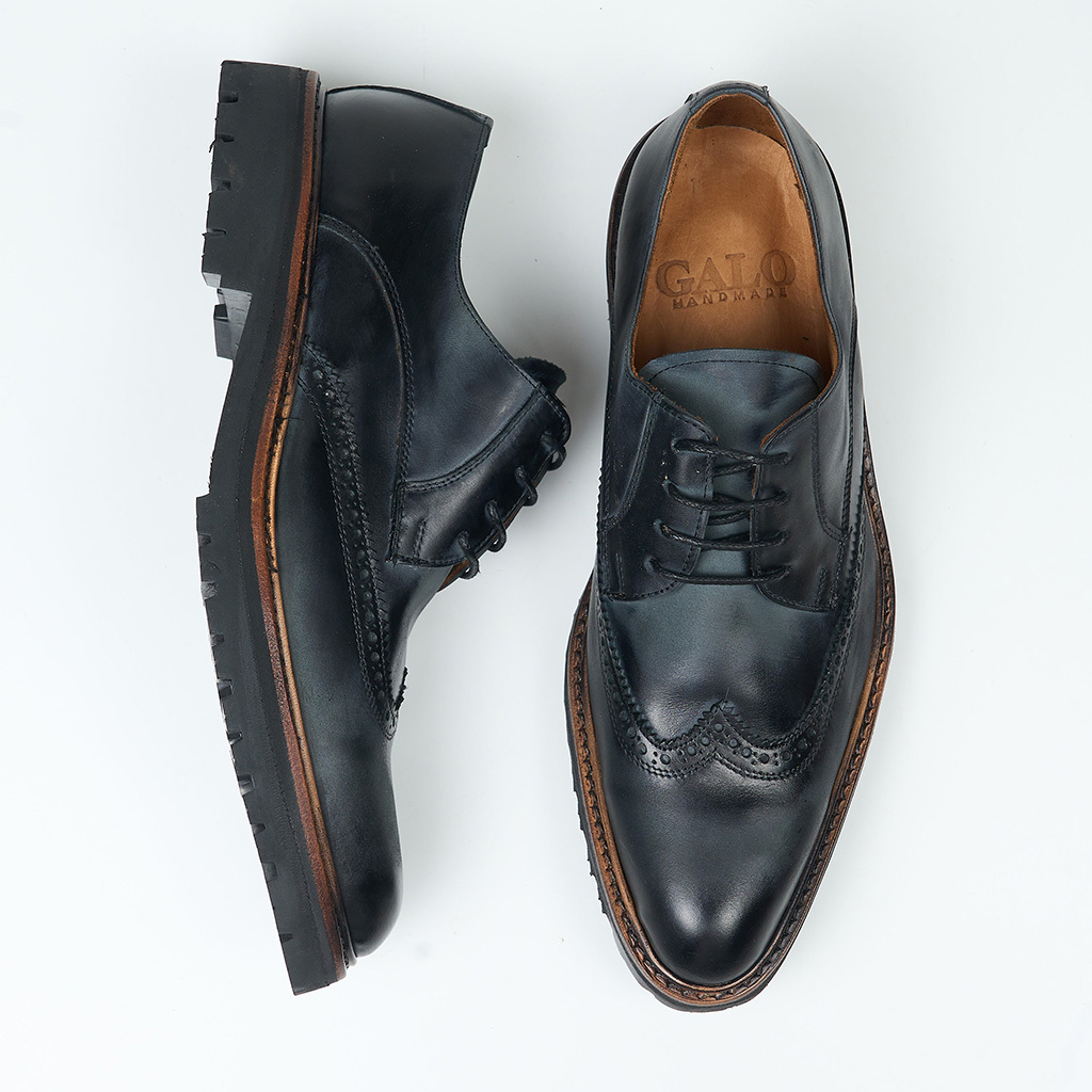 Tienda de zapatos de cuero hot sale