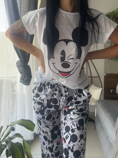 PIJAMA LARGO MICKEY - comprar online