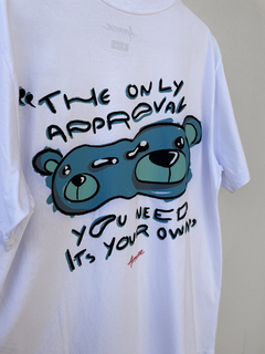 Camiseta Approve Bold Doodle Bear Branca - 512365 na internet