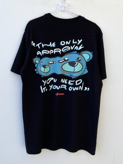 Camiseta Approve Bold Doodle Bear Preta - 512365 na internet