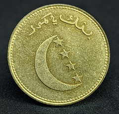 561 - Comores 10 francos, 1992