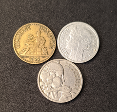 947 - Três moedas da França - comprar online