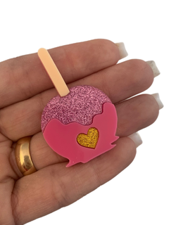 MAÇÃ DO AMOR ROSA (5CM)- UNIDADE