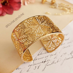 Bracelete Largo Flores Banho Ouro 18k