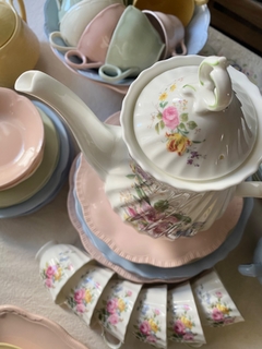 Cafetera de porcelana inglesa Royal Doulton Arcadia - comprar online