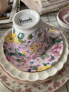 Imagen de Taza de te porcelana fine bone china Duchess Chelsea Garden Primrose Pink (para Harrods)
