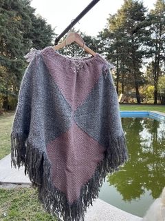 Poncho Acacia (70 - 30 % Mohair / Merino) - By Lilitas