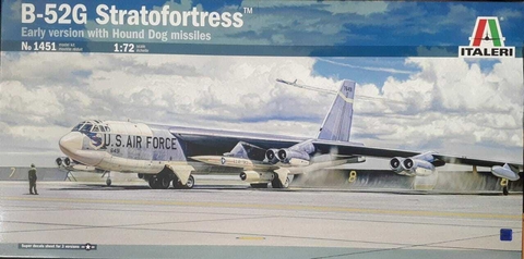 Italeri 1/72 1451 B-52G Stratofortress early with Hound Dog