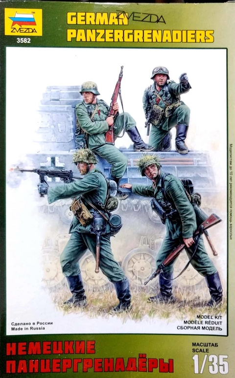Zvezda 1/35 3582 German Panzergrenadiers