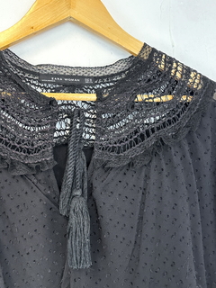 Blusa Preta Zara (M) - comprar online