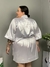 Robe em Cetim Branco Plus Size na internet