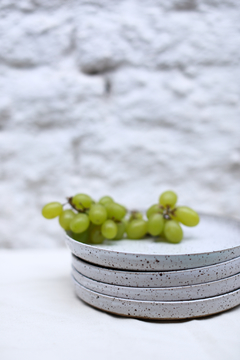 Prato de sobremesa flocos - Olive Cerâmica | Cerâmica Artesanal Utilitária