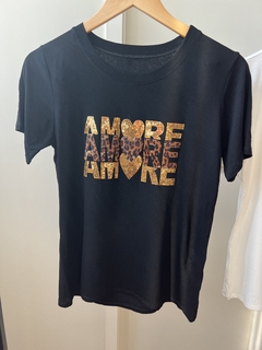 T-shirt Amore preta