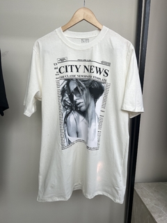 Max Camiseta Girl News off-white