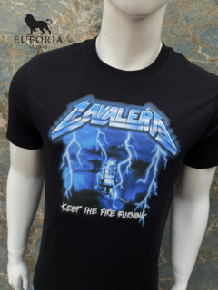 CAMISETA CAVALERA INDIE SHOCK WAVE PRETO - comprar online