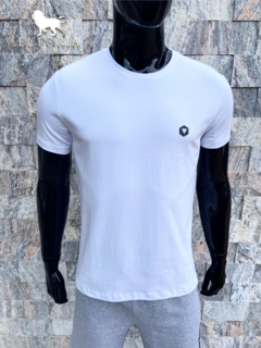 CAMISETA CAVALERA SLIM COTTON (MODELO JUSTO) TAG BRANCO