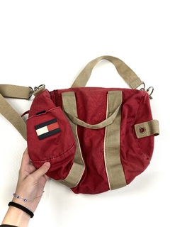 Bag Tommy H. na internet