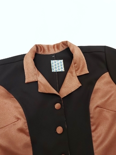 Camisa marrom acetinada (P) - loja online