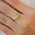 ANILLO CON CUBICS VERDES