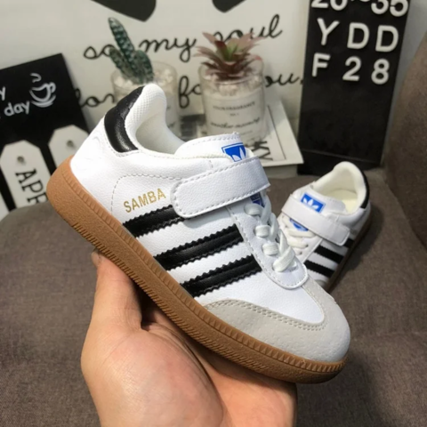 Adidas yeezy toddler best sale shoes