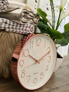 Reloj oro rosa 30cm
